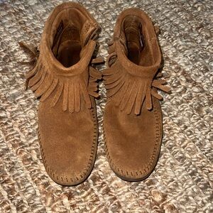 Minnetonka Moccasins with fringe